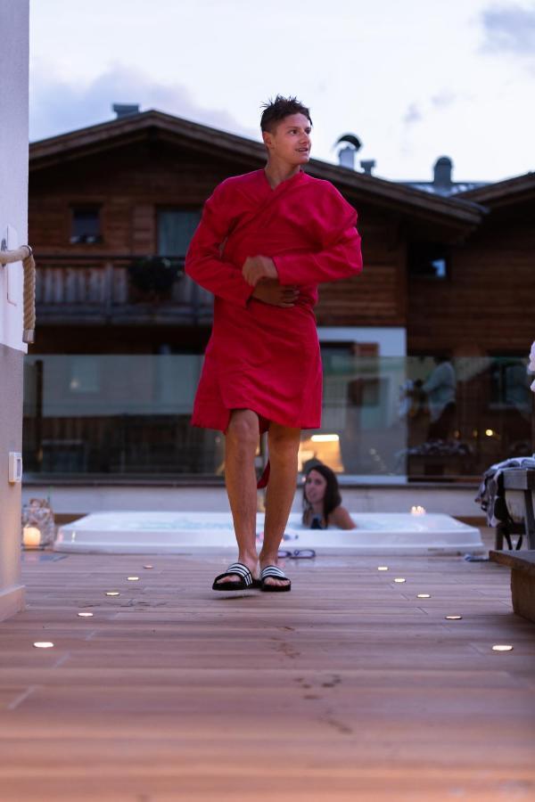 Albergo Contrin Campitello di Fassa Exteriör bild